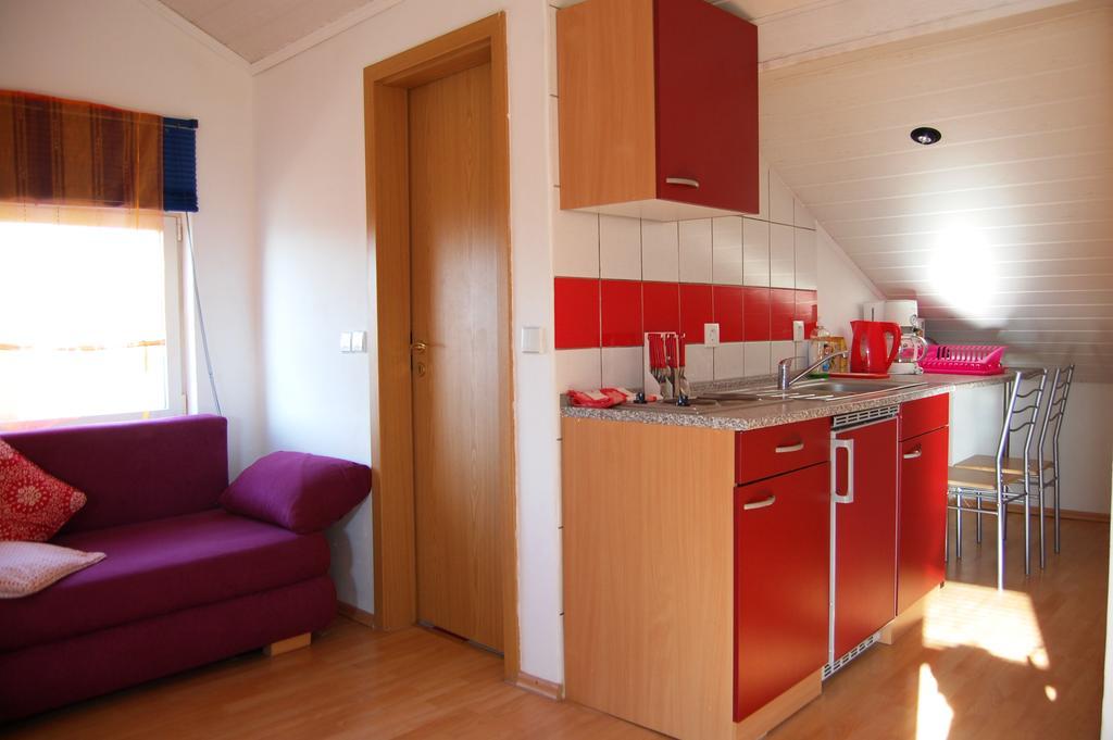 Apartments Setka คิร์ก ห้อง รูปภาพ