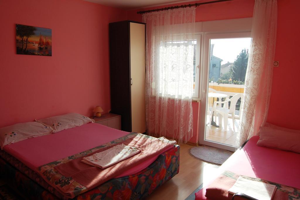 Apartments Setka คิร์ก ห้อง รูปภาพ